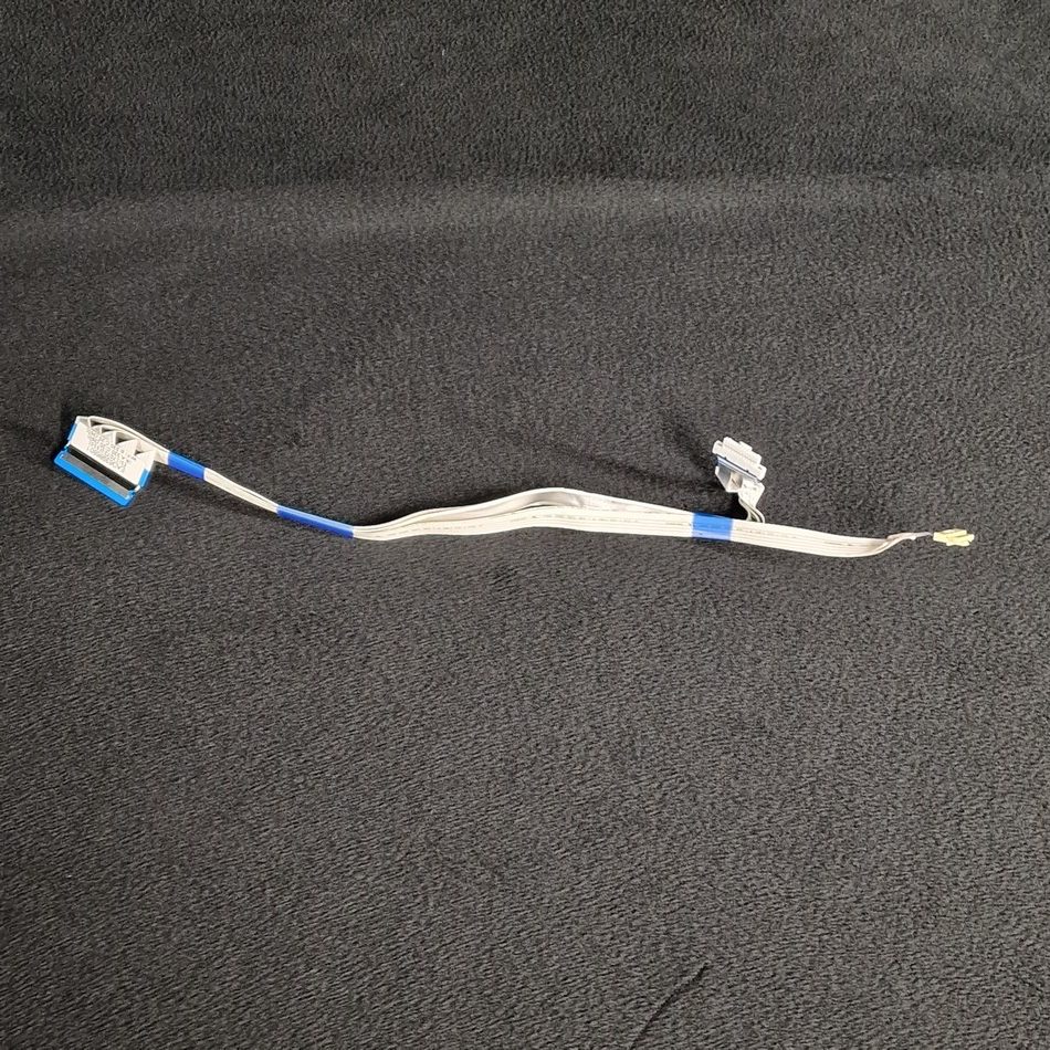 Nappe De Connexion Des Modules Wifi Et Bouton Power Télé Lg 65UJ630V-ZA Référence: EAD63986801 Nappe De Connexion Des Modules Wifi Et Bouton Power Télé Lg 65UJ630V-ZA Référence: EAD63986801