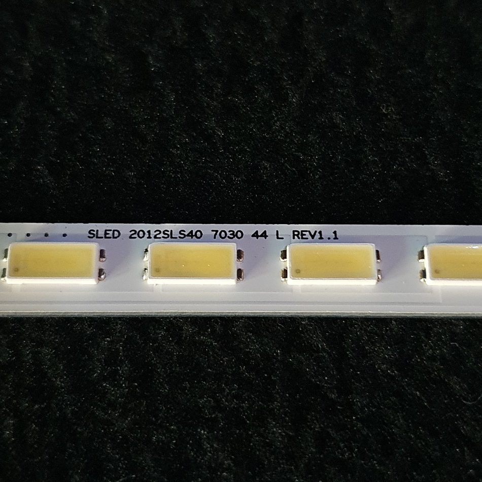 BARRE-LEDS-1-3-2-rotated-1 BARRE-LEDS-1-3-2-rotated-1