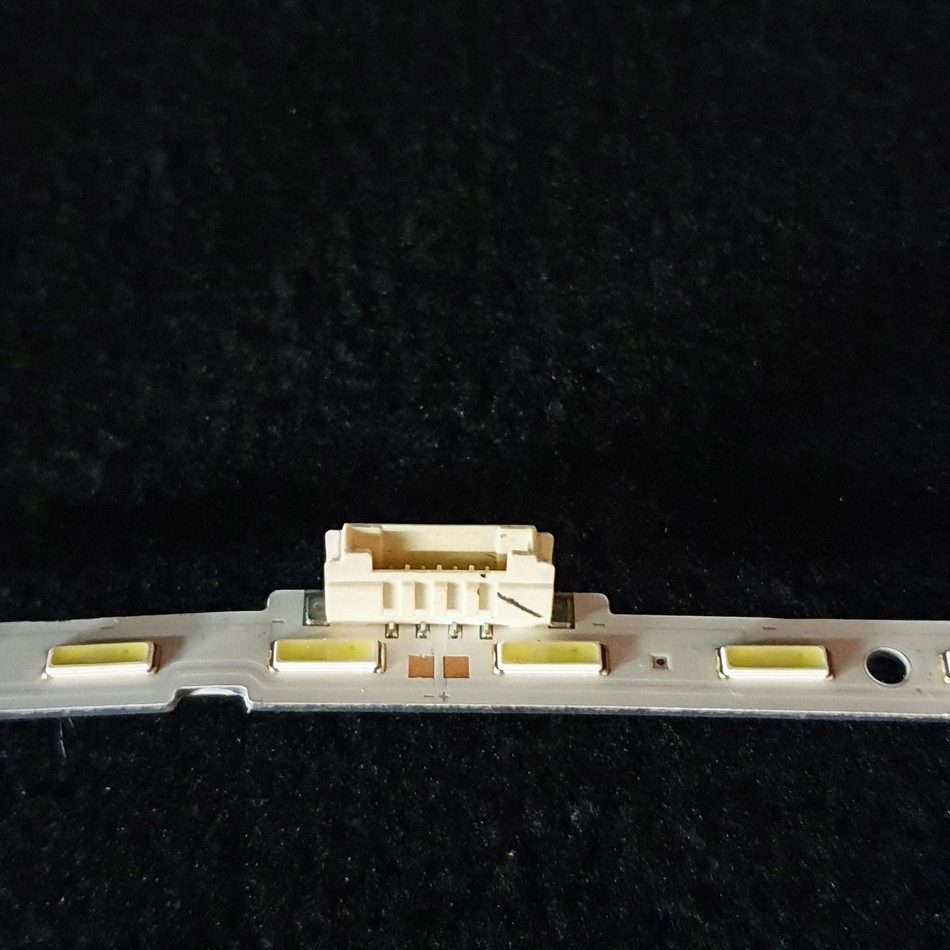 BARRE-LEDS-2-14-rotated-1 BARRE-LEDS-2-14-rotated-1