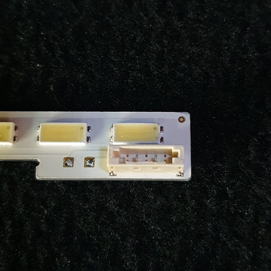 BARRE-LEDS-2-2-2-rotated-1 BARRE-LEDS-2-2-2-rotated-1