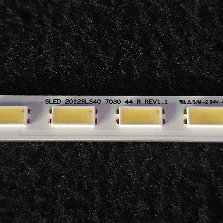 BARRE-LEDS-2-3-2-rotated-1 BARRE-LEDS-2-3-2-rotated-1