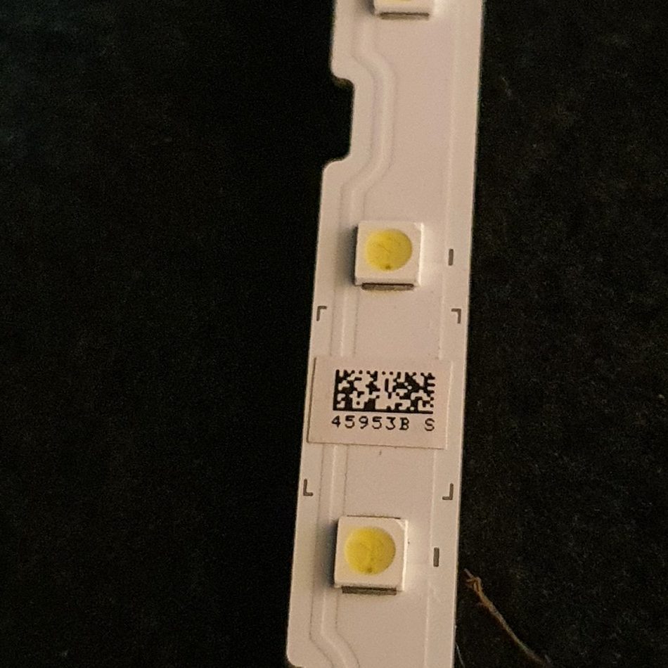 BARRE-LEDS-4-1-rotated-1 BARRE-LEDS-4-1-rotated-1