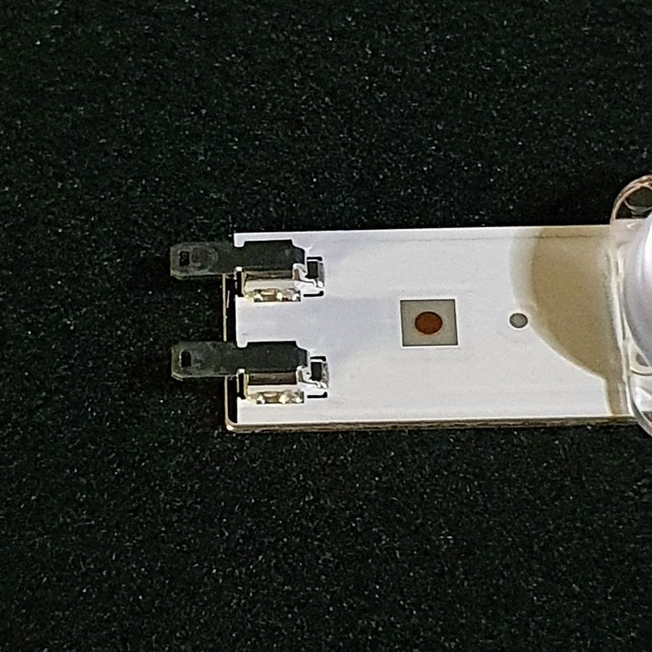 BARRE-LEDS-2-2-10-rotated-1 BARRE-LEDS-2-2-10-rotated-1