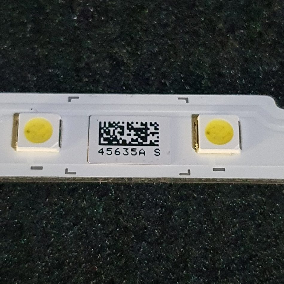 BARRE-LEDS-4-2-rotated-1 BARRE-LEDS-4-2-rotated-1