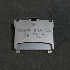 Connecteur De Cartes Télé Samsung UE65TU7025K Référence: 3709-001791