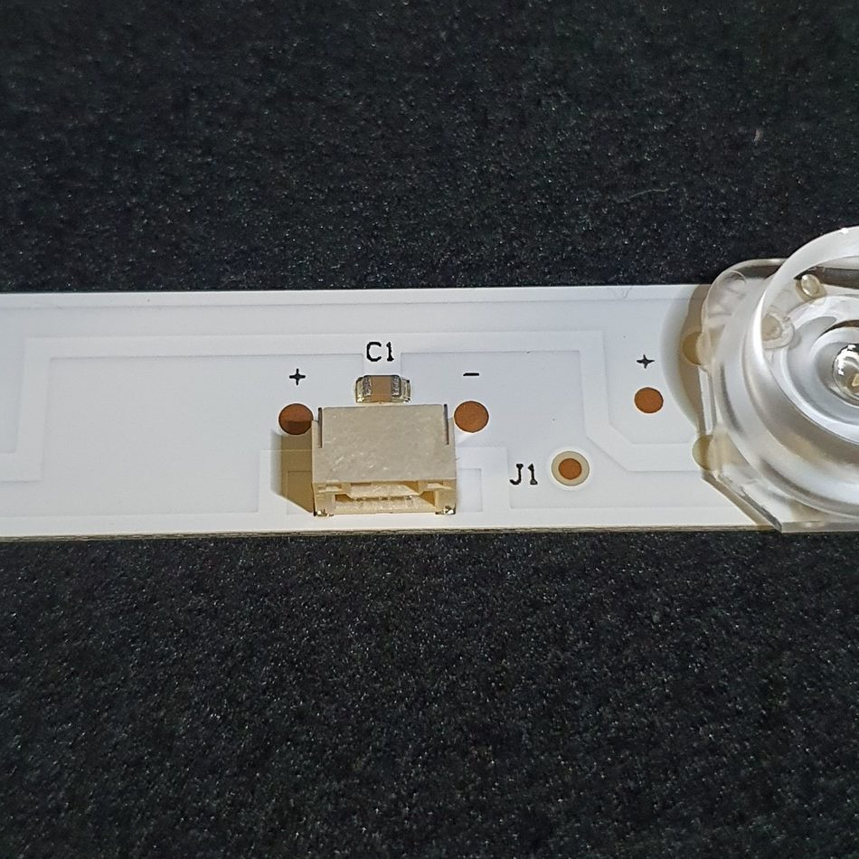 BARRE-LEDS-1-2-1-rotated-1 BARRE-LEDS-1-2-1-rotated-1