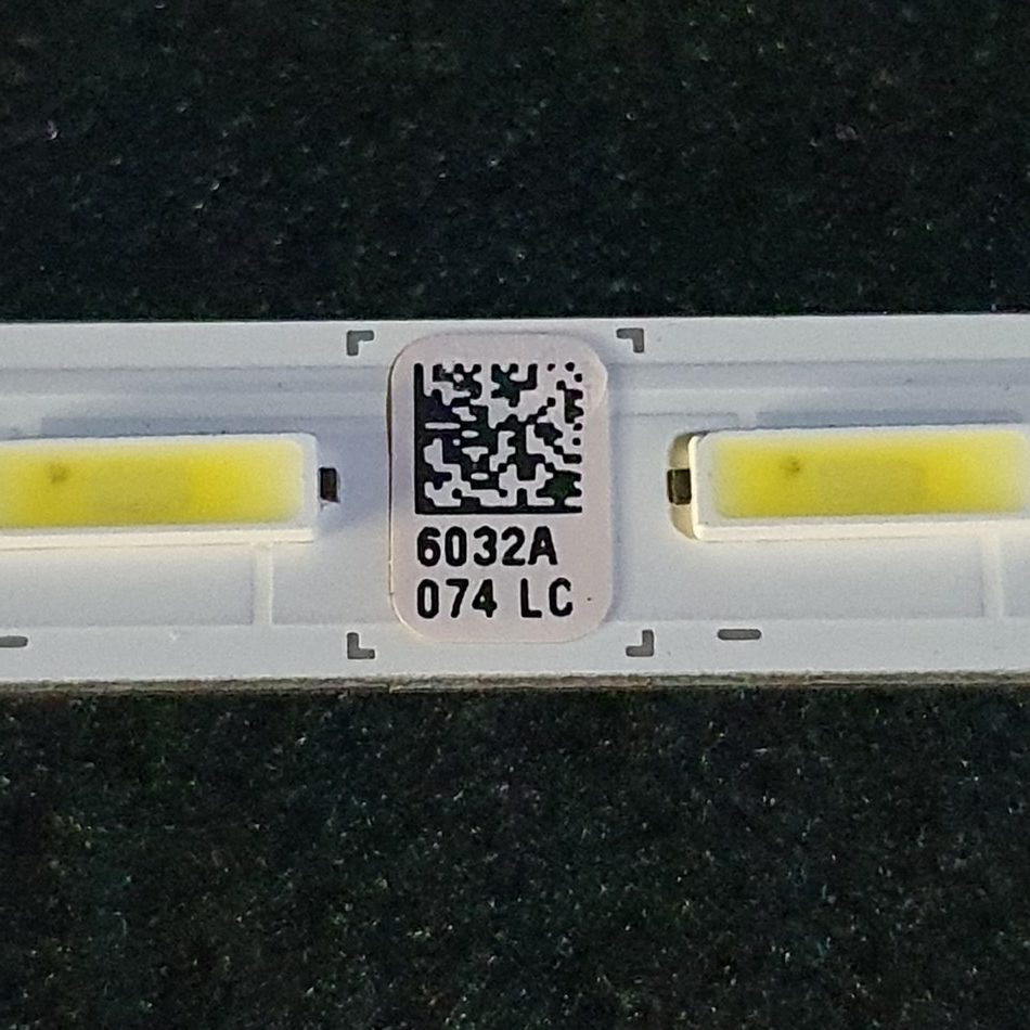 BARRE-LEDS-3-3-rotated-1 BARRE-LEDS-3-3-rotated-1