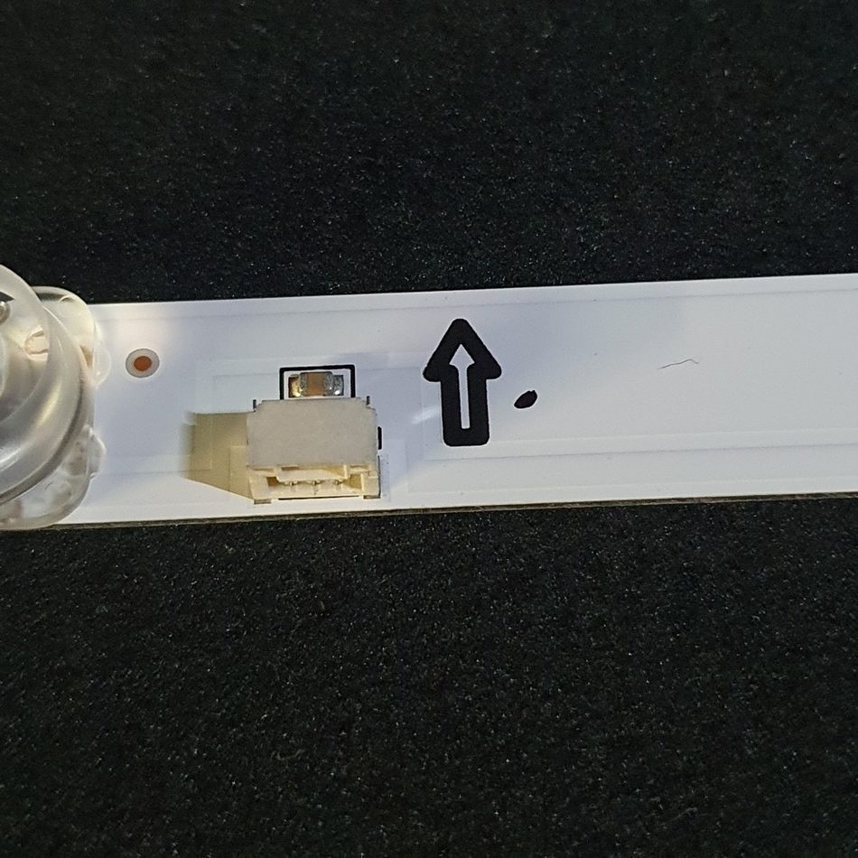 BARRE-LEDS-2-2-4-rotated-1 BARRE-LEDS-2-2-4-rotated-1