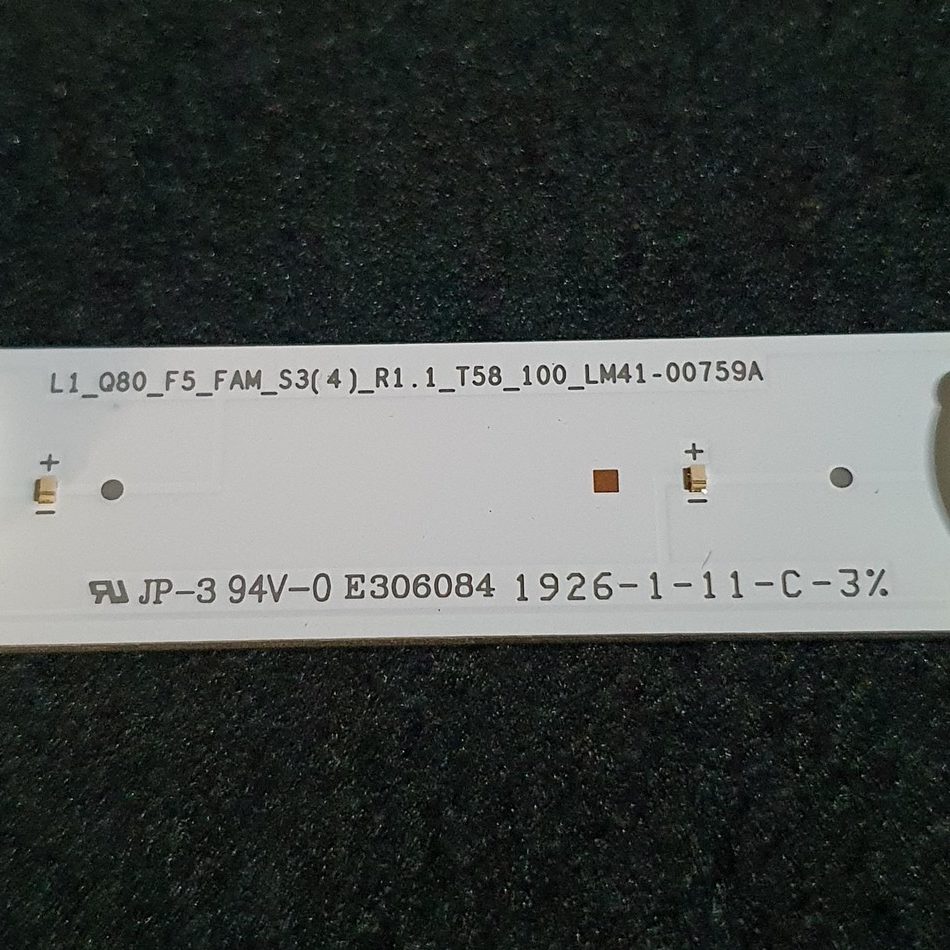 BARRE-LEDS-3-1-rotated-1 BARRE-LEDS-3-1-rotated-1