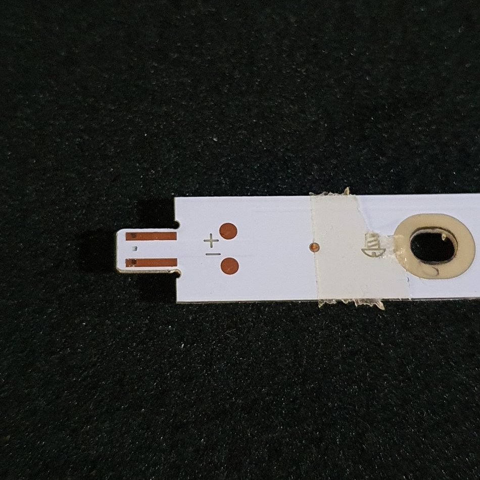 BARRE-LEDS-1-2-12-rotated-1 BARRE-LEDS-1-2-12-rotated-1
