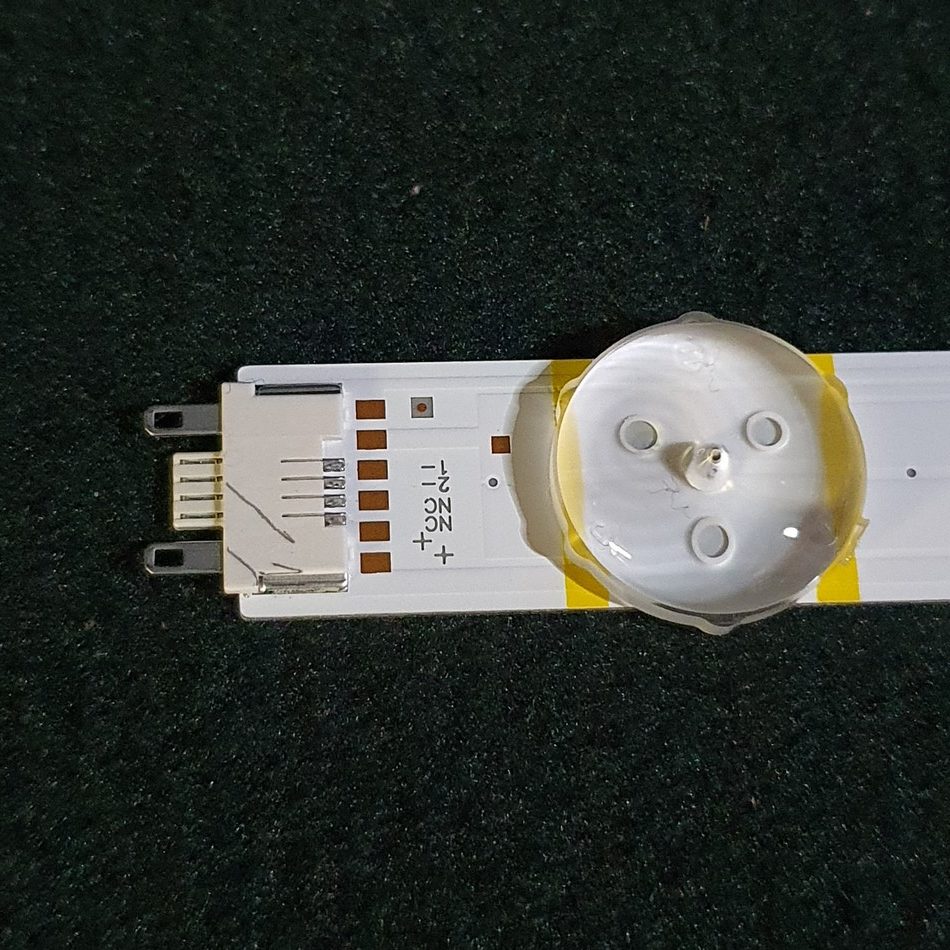 BARRE-LEDS-2-18-rotated-1 BARRE-LEDS-2-18-rotated-1