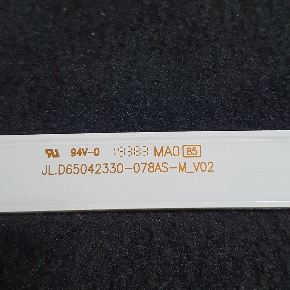 BARRE-LEDS-2-3-7-rotated-1 BARRE-LEDS-2-3-7-rotated-1