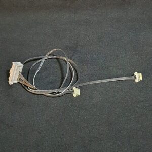 Cordon de connexion des barres LEDS télé Samsung UE50RU7025K