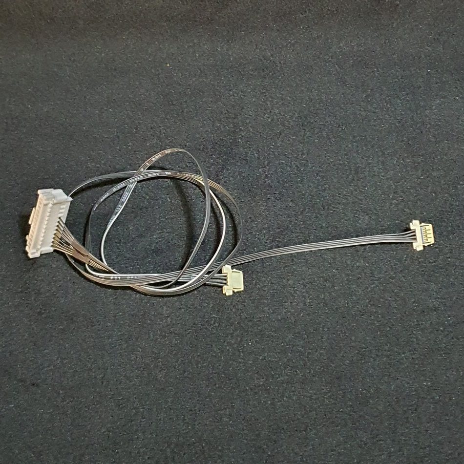 Cordon de connexion des barres LEDS télé Samsung UE50RU7025K Cordon de connexion des barres LEDS télé Samsung UE50RU7025K