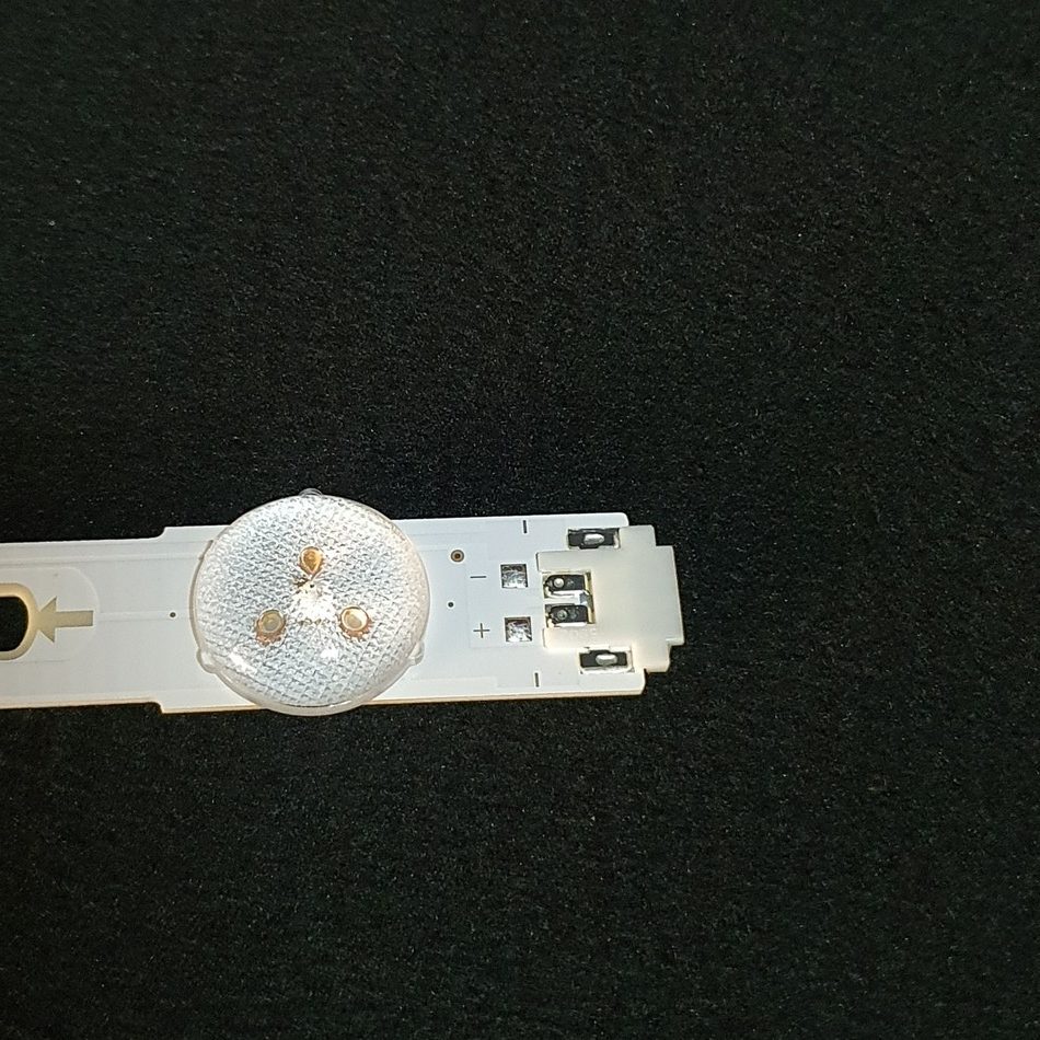 BARRE-LEDS-2-3-2-rotated-1 BARRE-LEDS-2-3-2-rotated-1