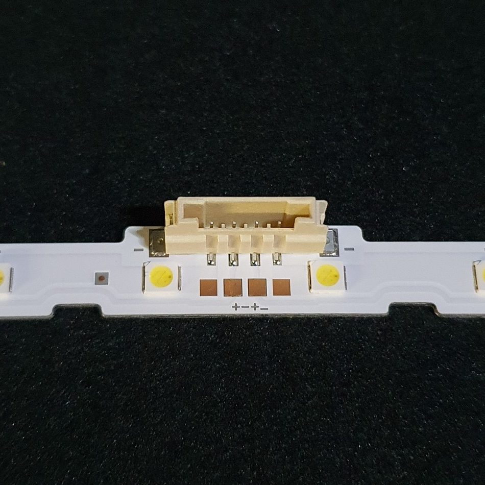 BARRE-LEDS-2-8-rotated-1 BARRE-LEDS-2-8-rotated-1