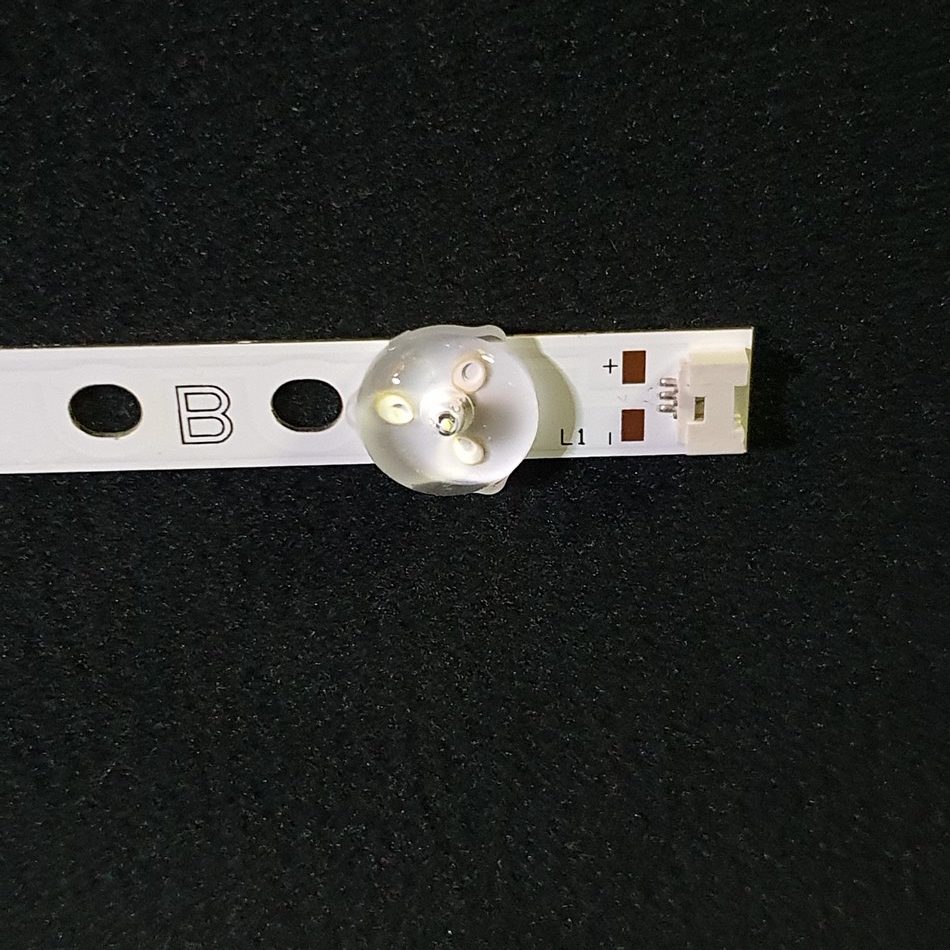BARRE-LEDS-2-3-3-rotated-1 BARRE-LEDS-2-3-3-rotated-1