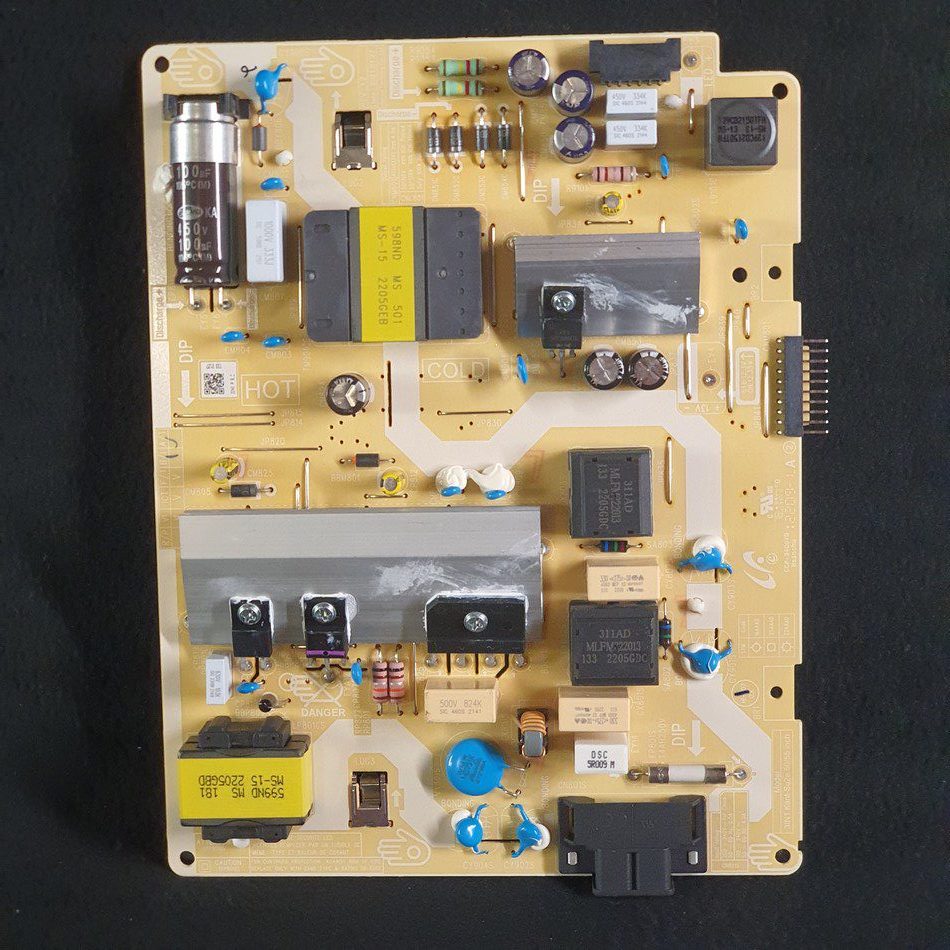 Carte d’alimentation télé Samsung UE55AU7105K Référence: 3IN1 Kant-Su2e 50/55 inch Carte d'alimentation télé Samsung UE55AU7105K Référence: 3IN1 Kant-Su2e 50/55 inch