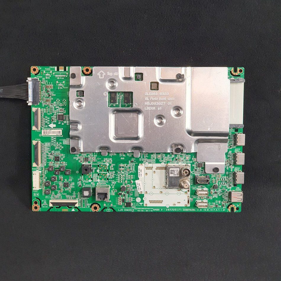 Carte mère télé Lg OLED55B9PLA Référence: EAX68784904 (1.0) Carte mère télé Lg OLED55B9PLA Référence: EAX68784904 (1.0)