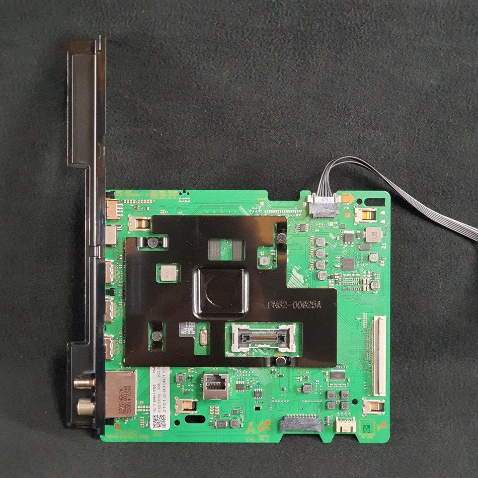 Carte mère télé Samsung GU65AU7199U Référence: BN41-02852D (BN94-17255S) Carte mère télé Samsung GU65AU7199U Référence: BN41-02852D (BN94-17255S)