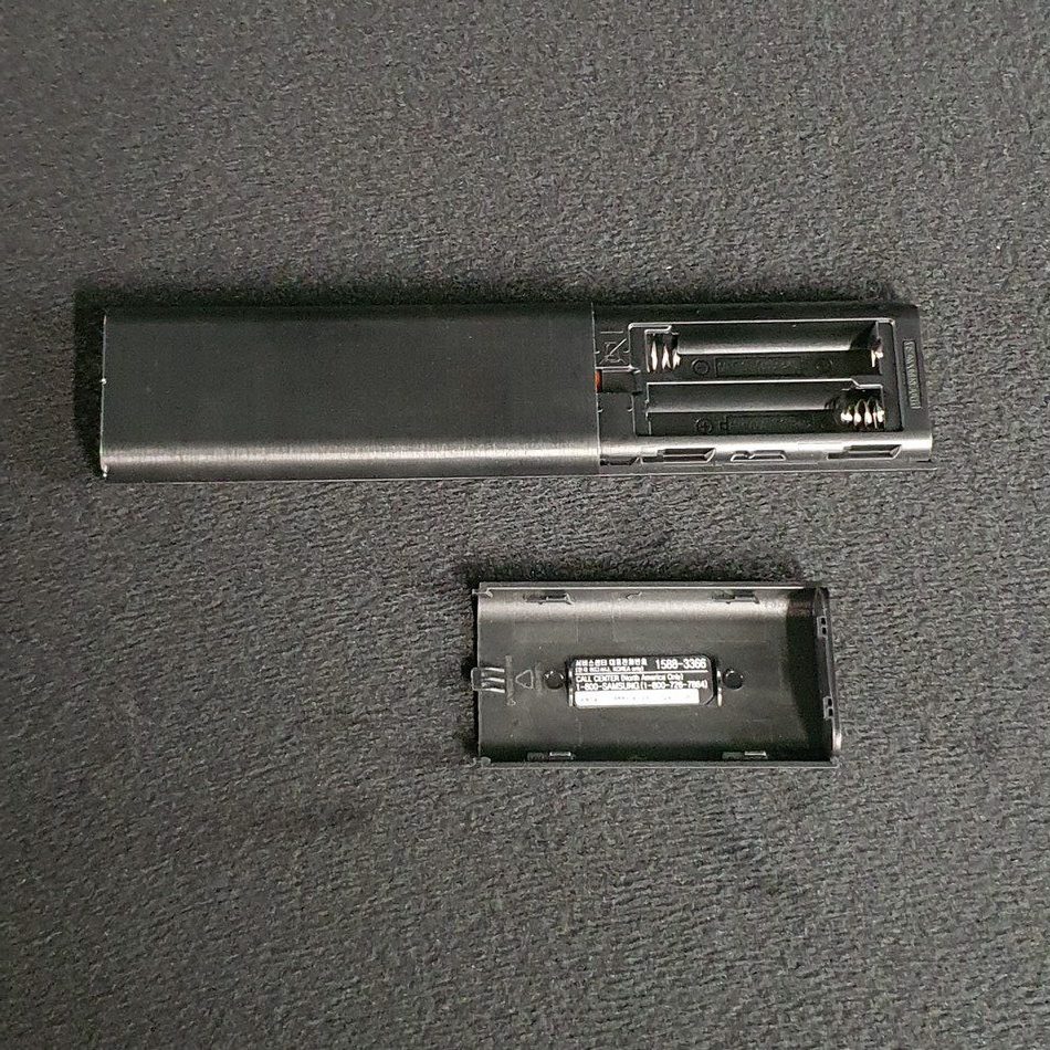 TELECOMMANDE-NEUVE-3-4-e1711615857306 TELECOMMANDE-NEUVE-3-4-e1711615857306