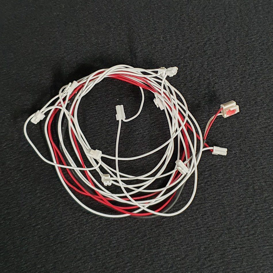 Cordon de connexion des barres LEDS télé Grandin UD58CGB202 Cordon de connexion des barres LEDS télé Grandin UD58CGB202