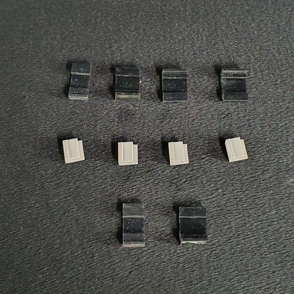 Ensemble de 10 supports des cartes du LCD télé Grandin UD58CGB202 Ensemble de 10 supports des cartes du LCD télé Grandin UD58CGB202