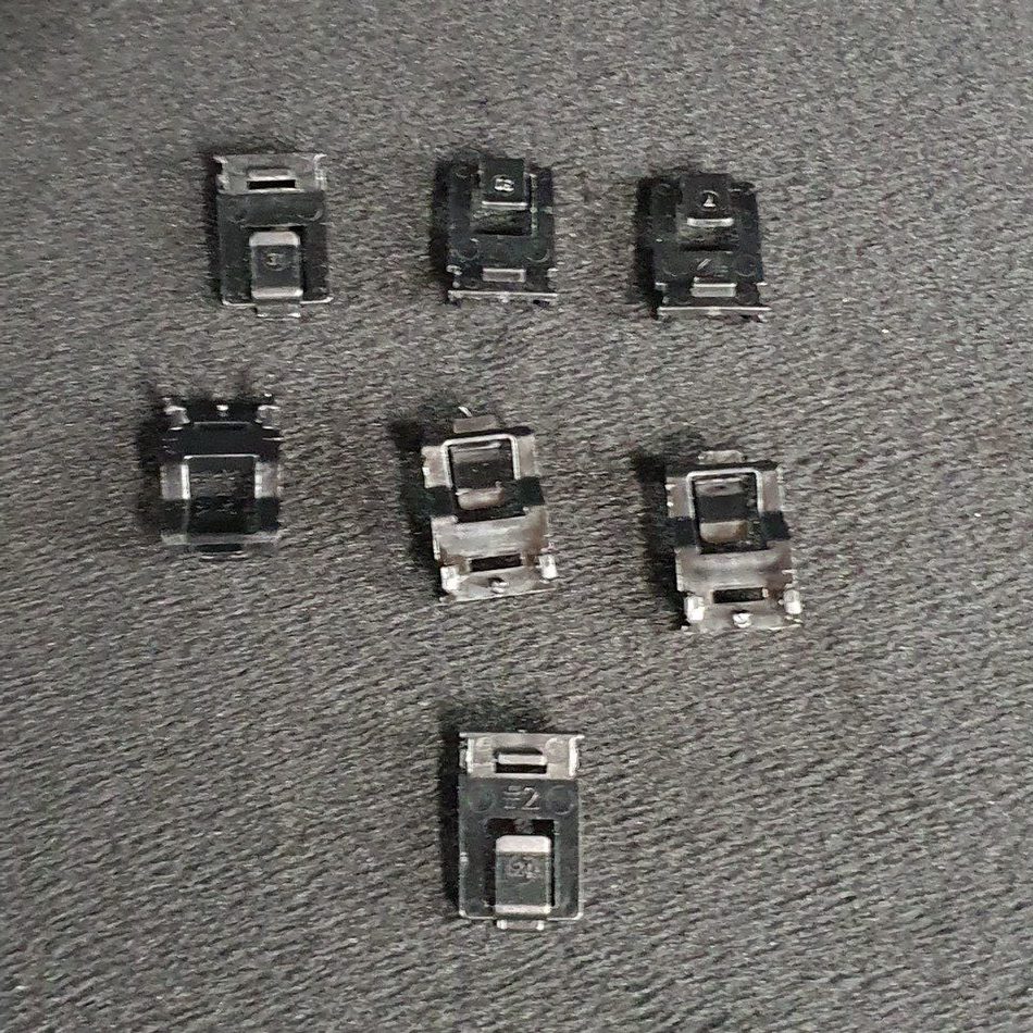 Ensemble de 7 supports des cartes du LCD télé Samsung QE65Q80TAT Ensemble de 7 supports des cartes du LCD télé Samsung QE65Q80TAT