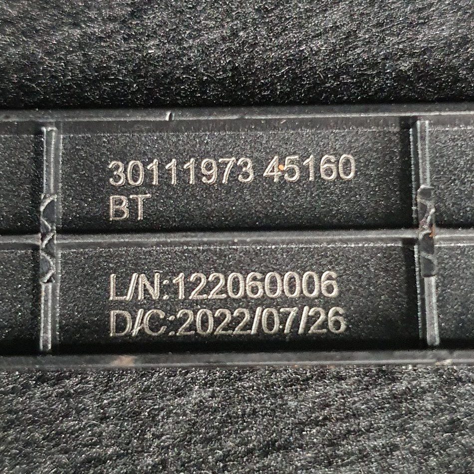 TELECOMMANDE-NEUVE-4-e1712557387254 TELECOMMANDE-NEUVE-4-e1712557387254