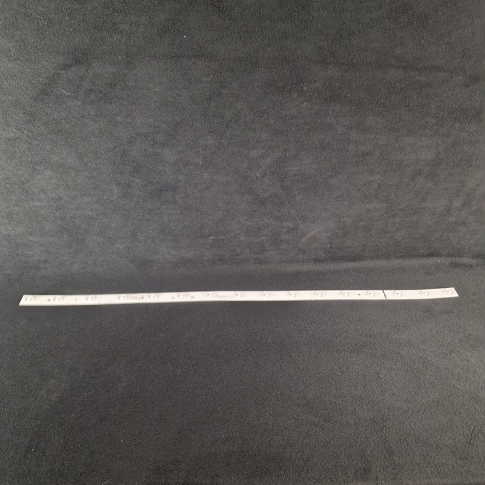 Barre LEDS télé Xiaomi L75M6-ESG Référence: 4C-LB750T-HRCB (B) Barre LEDS télé Xiaomi L75M6-ESG Référence: 4C-LB750T-HRCB (B)