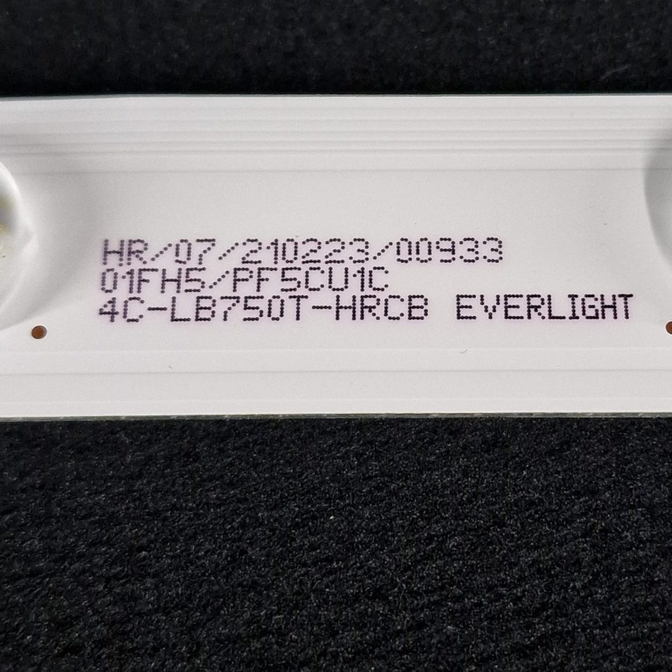 BARRE-LEDS-BLEU-ORIGINAL-2-5-rotated-1 BARRE-LEDS-BLEU-ORIGINAL-2-5-rotated-1