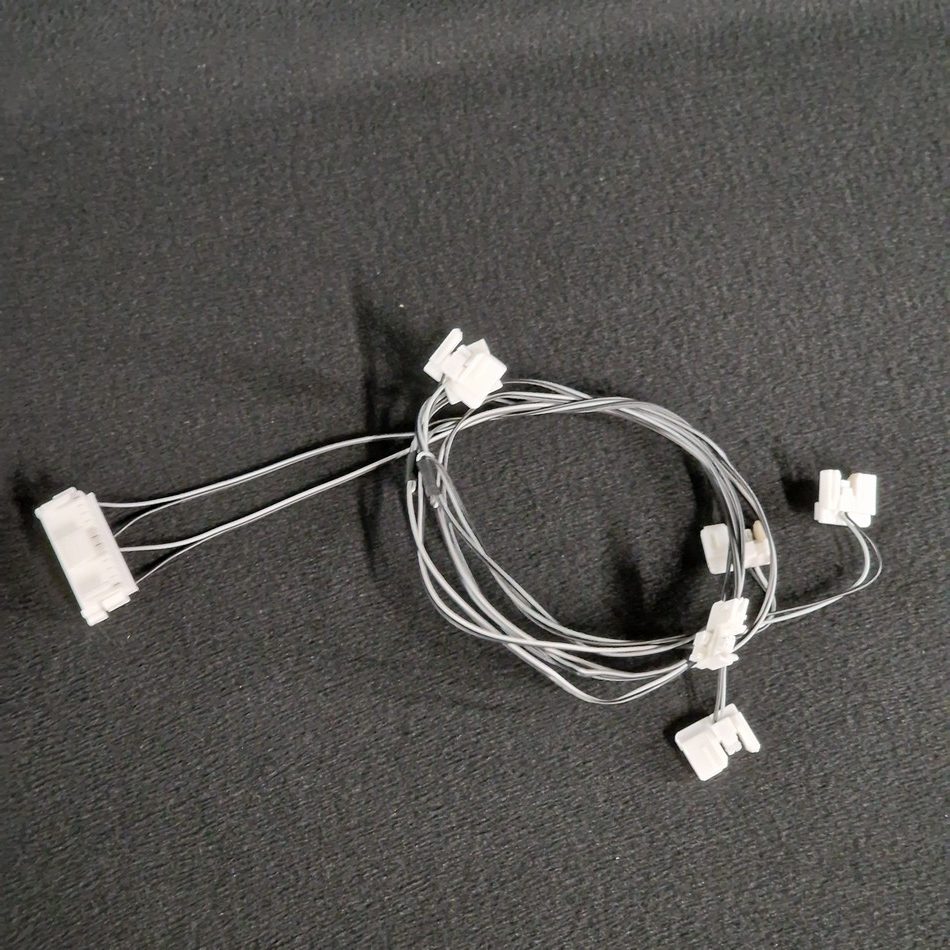 Cordon de connexion des barres LEDS télé Samsung TU85CU7105K Cordon de connexion des barres LEDS télé Samsung TU85CU7105K