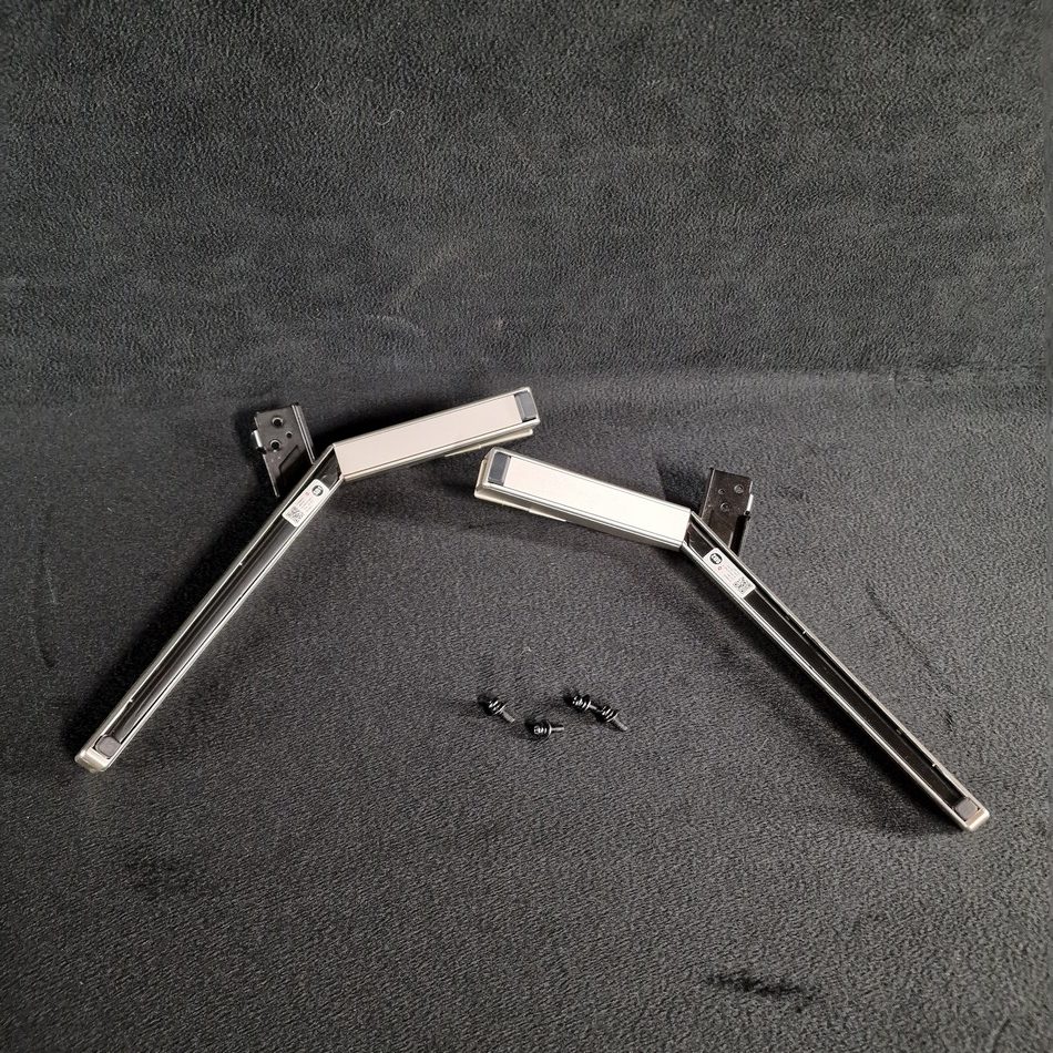ENSEMBLE-PIEDS-VIS-5-rotated-1 ENSEMBLE-PIEDS-VIS-5-rotated-1