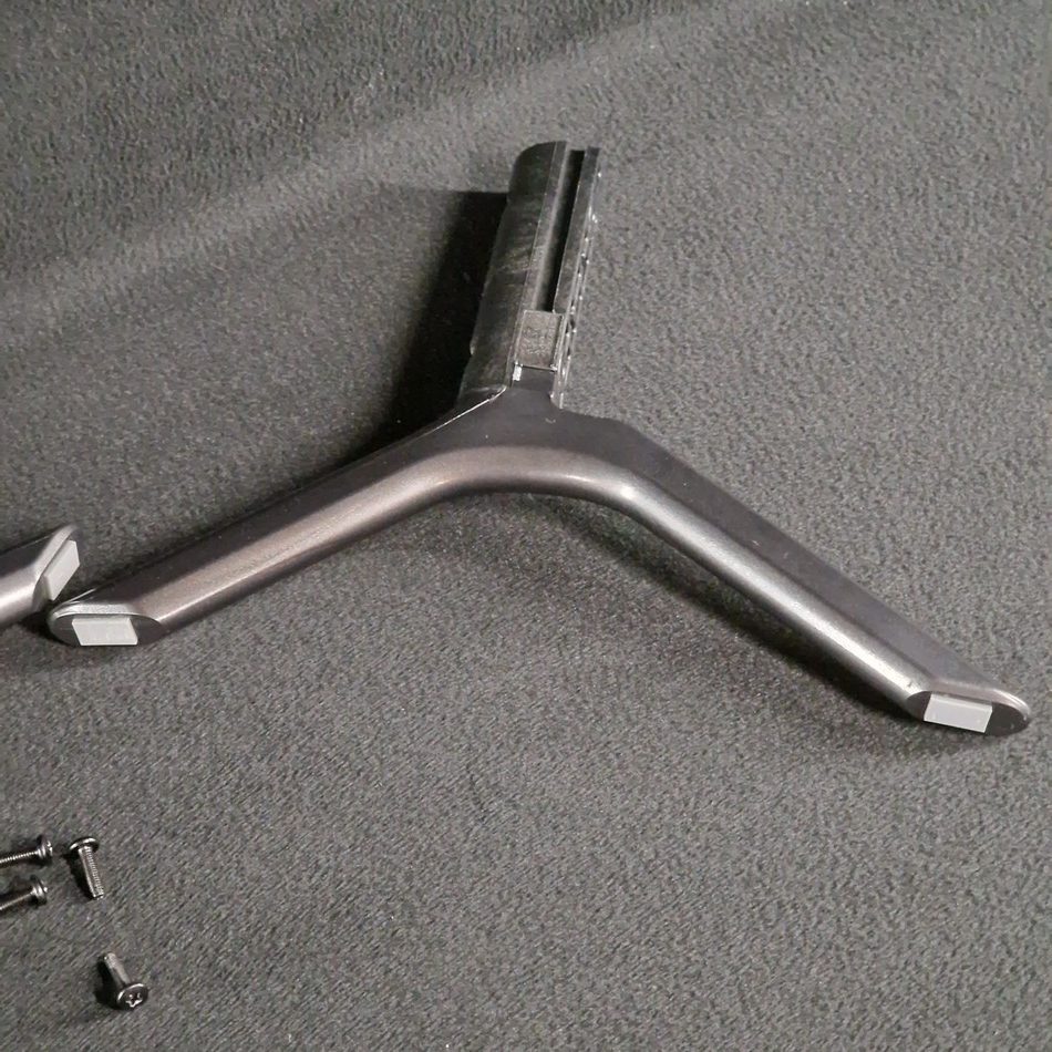 ENSEMBLE-PIEDS-VIS-2-rotated-1 ENSEMBLE-PIEDS-VIS-2-rotated-1