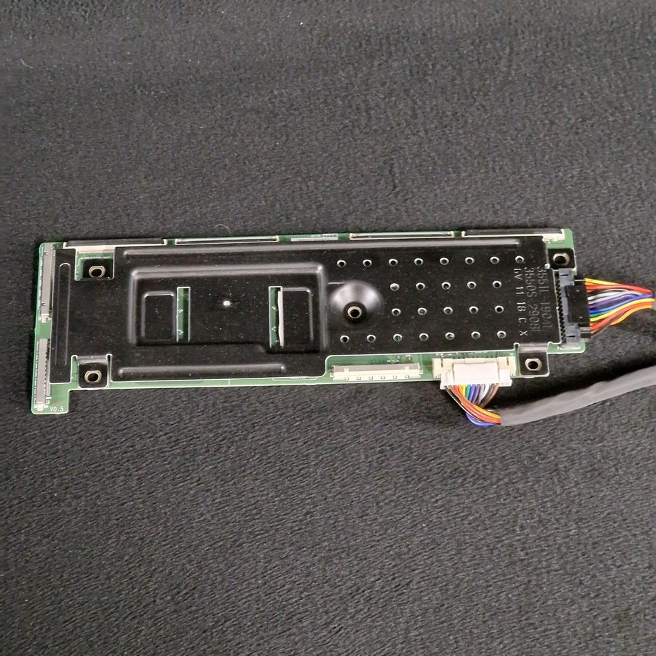 Carte T-Con télé Philips 65OLED705/12 Référence: 6870C-0852A Carte T-Con télé Philips 65OLED705/12 Référence: 6870C-0852A