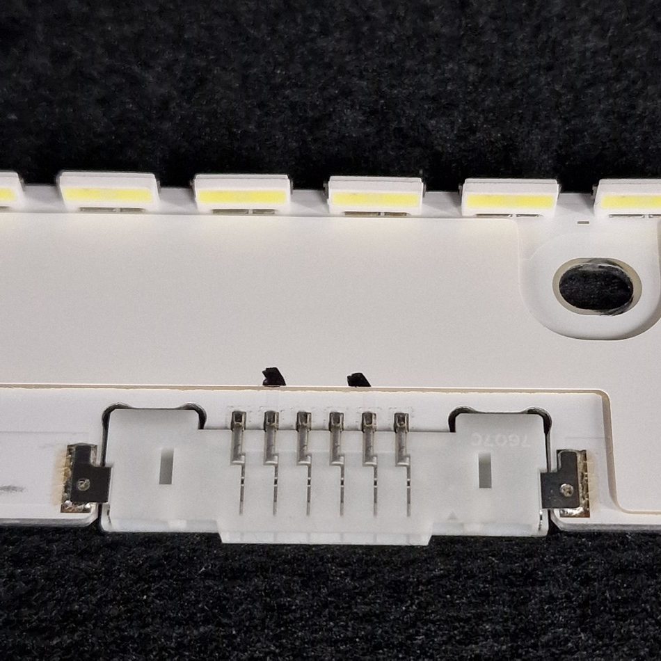 BARRE-LEDS-1-2-2-rotated-1 BARRE-LEDS-1-2-2-rotated-1