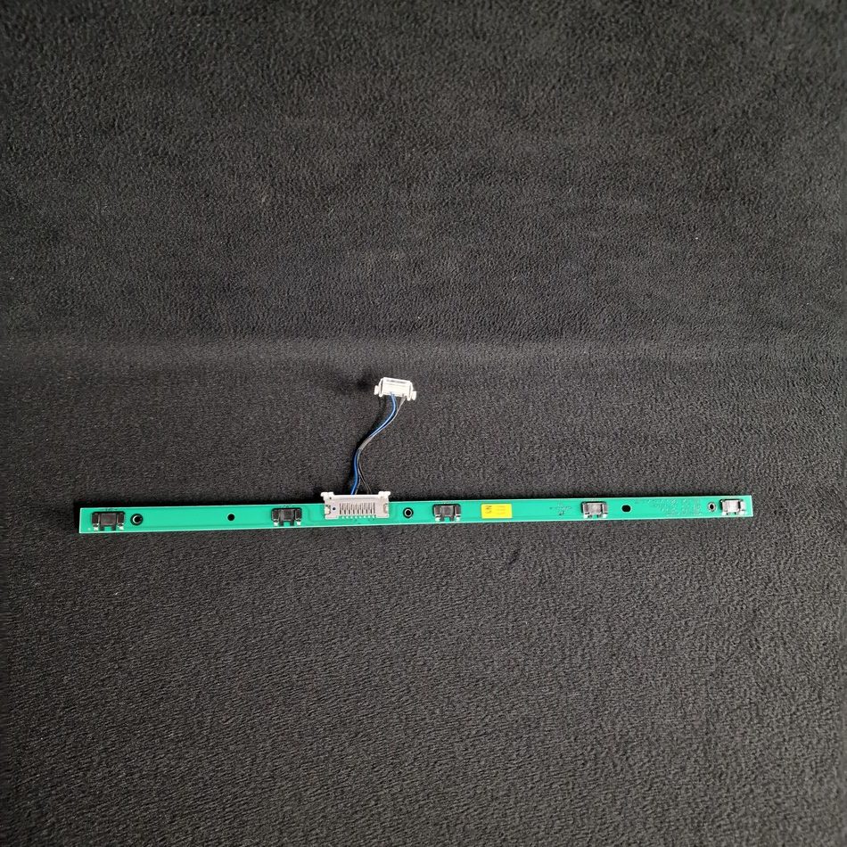 Interface de connexion des barres LEDS télé Samsung UE40JU6670U Référence: BN41-02375A Interface de connexion des barres LEDS télé Samsung UE40JU6670U Référence: BN41-02375A
