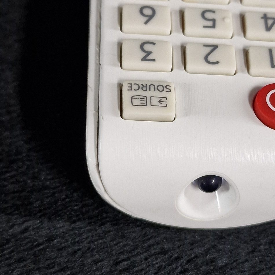 TELECOMMANDE-2-4-rotated-1 TELECOMMANDE-2-4-rotated-1