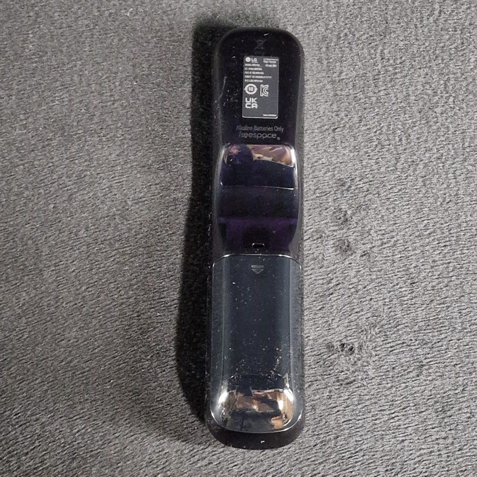 TELECOMMANDE-3-1-rotated-1 TELECOMMANDE-3-1-rotated-1
