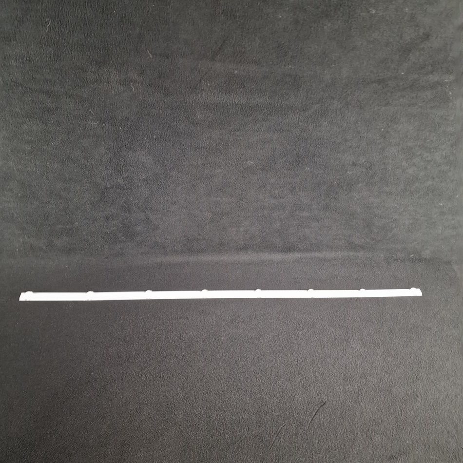 Barre LEDS télé High One HI4302UHD-MM Référence: JS-D-JP43DM-A81EC (80510) A Barre LEDS télé High One HI4302UHD-MM Référence: JS-D-JP43DM-A81EC (80510) A