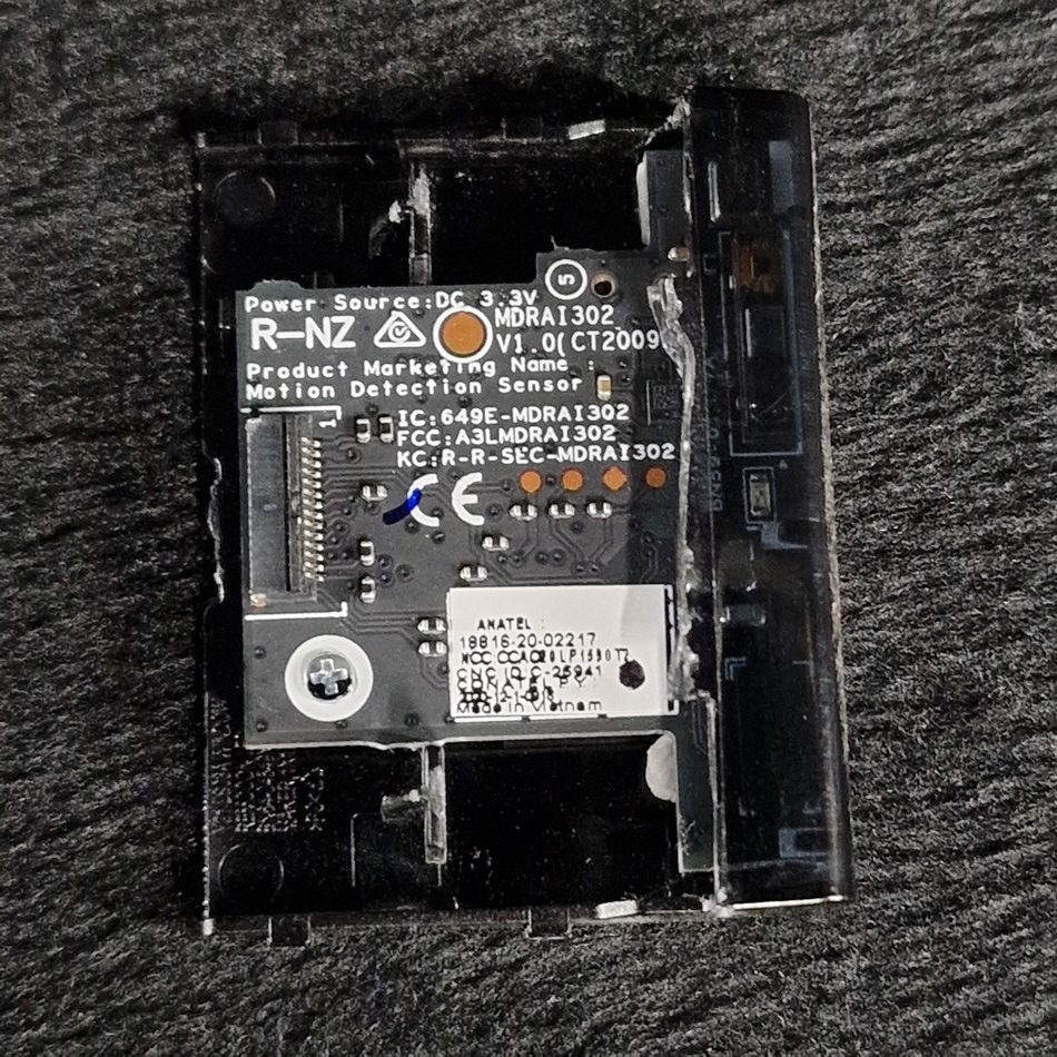 MODULE-BOUTON-POWER-PLASTIQUE-CASSER-4-rotated-1 MODULE-BOUTON-POWER-PLASTIQUE-CASSER-4-rotated-1