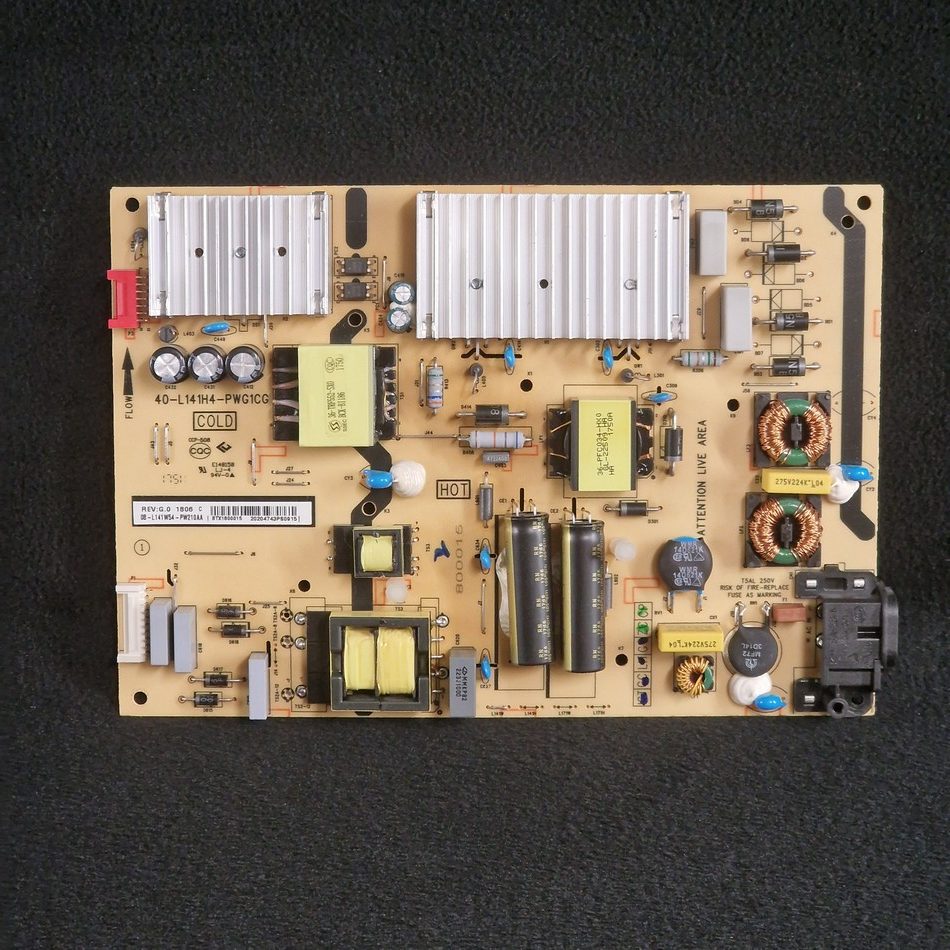 Carte d’alimentation télé Tcl U55C7006 Référence: 40-L141H4-PWG1CG Carte d'alimentation télé Tcl U55C7006 Référence: 40-L141H4-PWG1CG