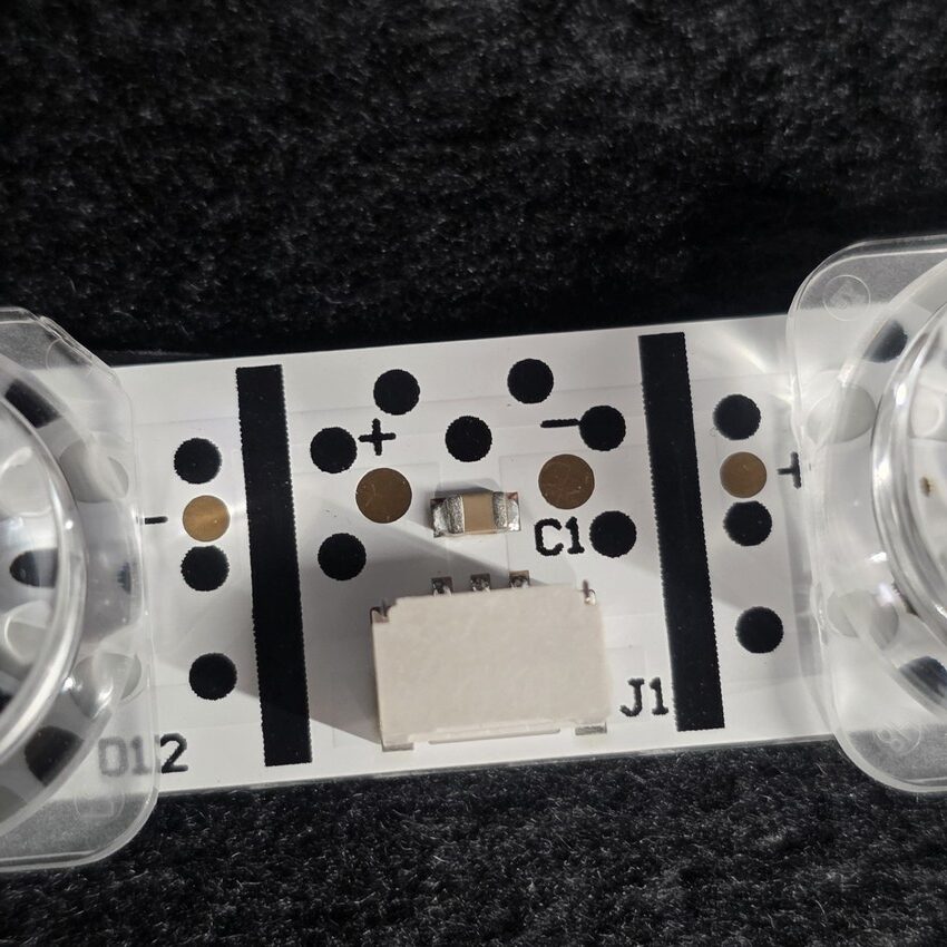 BARRE-LEDS-2-2-rotated-1 BARRE-LEDS-2-2-rotated-1
