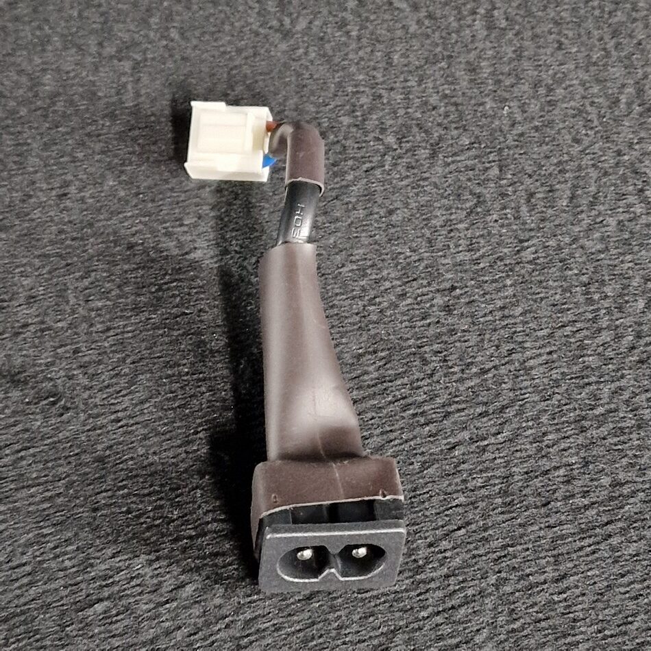 Prise d’alimentation télé Toshiba 55UA3A63DG Prise d'alimentation télé Toshiba 55UA3A63DG